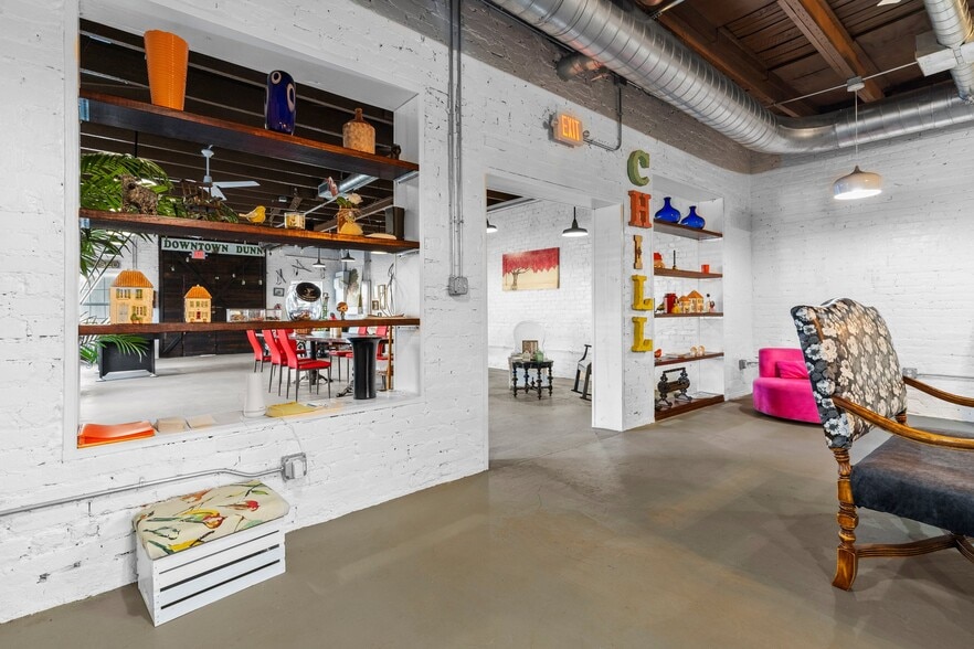 More Photos Of 123 S Railroad Ave, Dunn General Retail For Sale