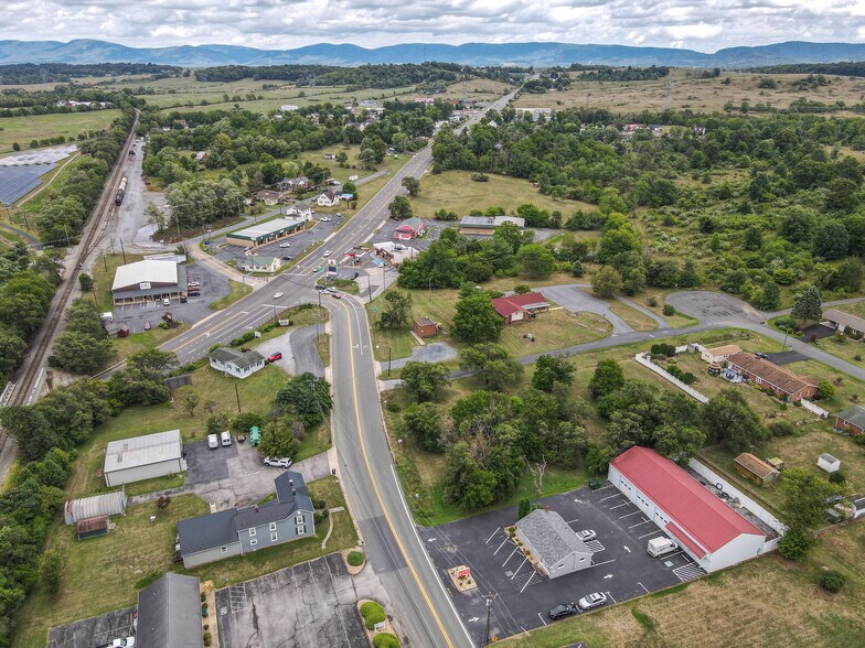 More Photos Of 35 Tinkling Spring Rd, Fishersville Showroom For Sale