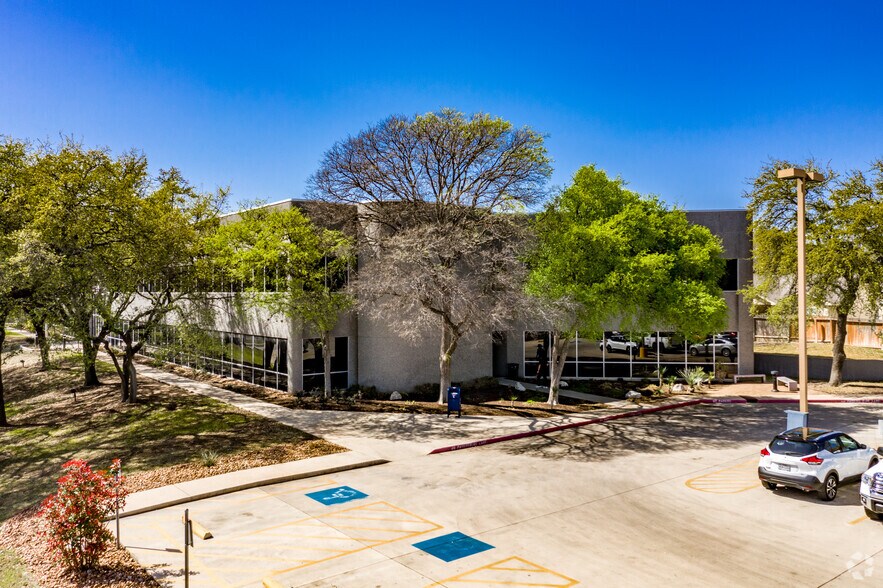 More Photos Of 6655 First Park Ten Blvd, San Antonio Office For Lease