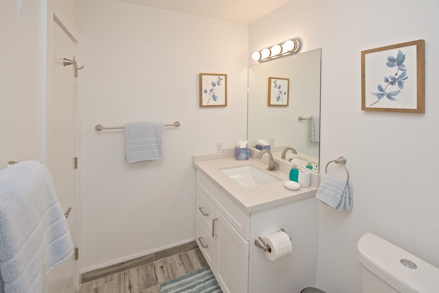 More Photos Of 605 S Riverside Dr, Pompano Beach Apartments For Sale