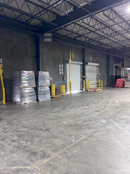 More Photos Of 603 Tin Mill Rd, Birmingham Manufacturing For Sale