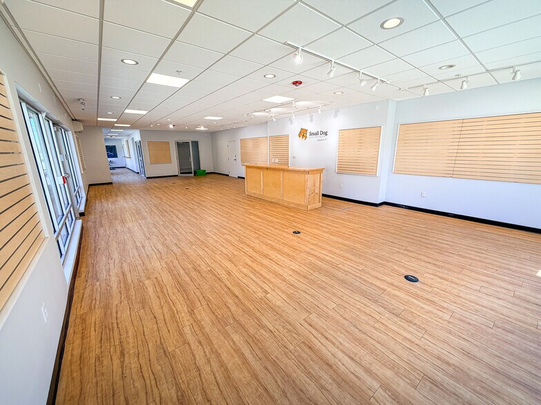 More Photos Of 316 Flynn Ave, Burlington Apartments For Lease