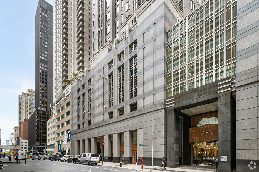 Primary Photo Of 1325 Avenue of the Americas, New York Office For Lease