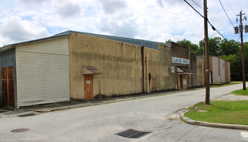 More Photos Of 117 First Ave, Thomson Manufacturing For Lease