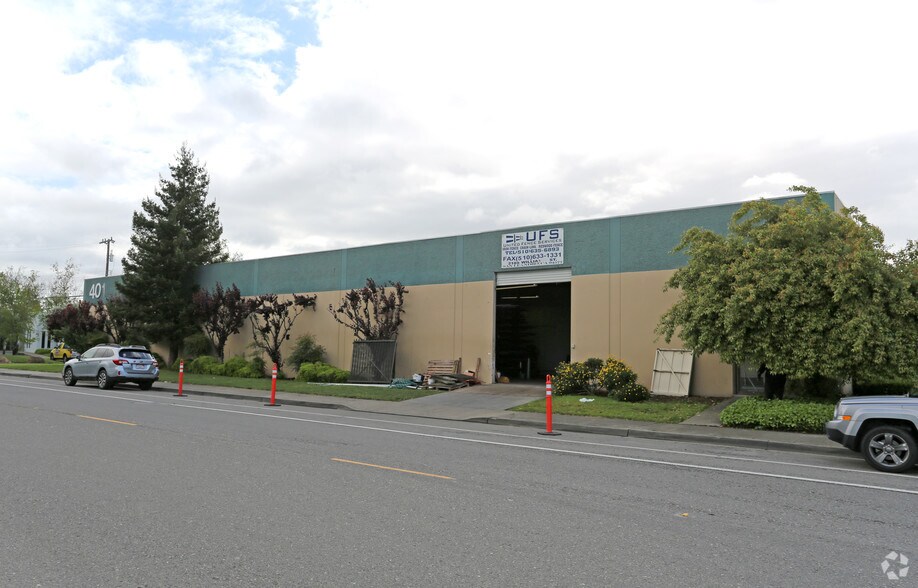 More Photos Of 401-483 McCormick St, San Leandro Warehouse For Lease