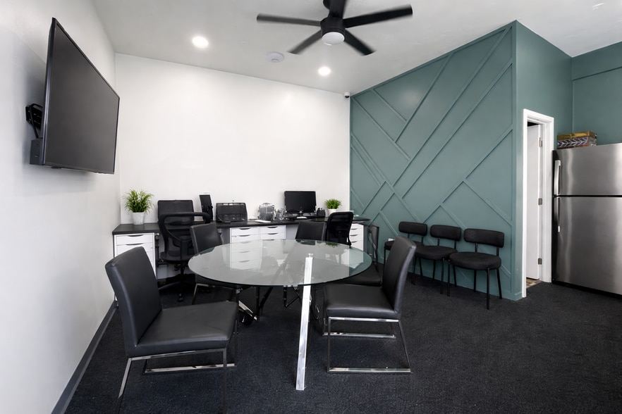 More Photos Of 1810 Newport Blvd, Costa Mesa General Retail For Sale