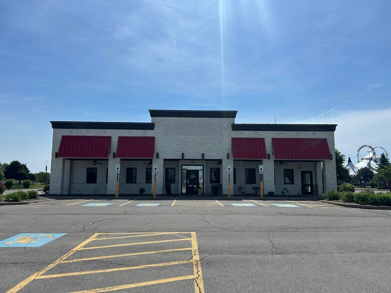 More Photos Of 3340 W Henrietta Rd, Henrietta Restaurant For Lease