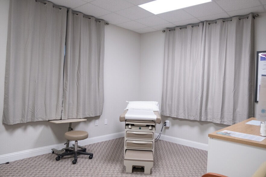 More Photos Of 3951 Alma Rd, McKinney Office For Lease