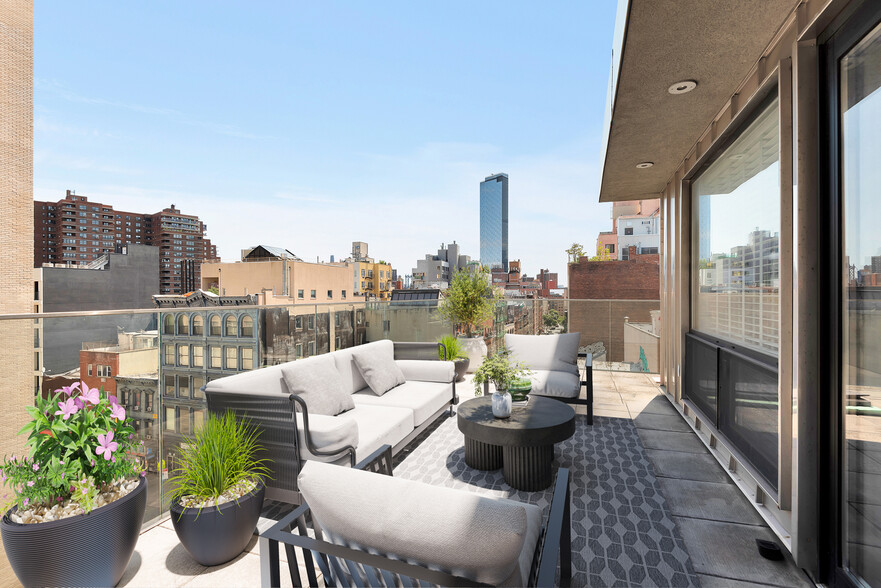 More Photos Of 334 Grand St, New York Apartments For Lease