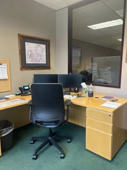 More Photos Of 14945 SW Sequoia Pky, Portland Office For Lease