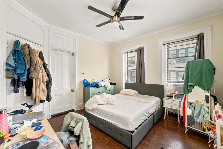 More Photos Of 204 3rd St, Hoboken Storefront Retail Residential For Sale