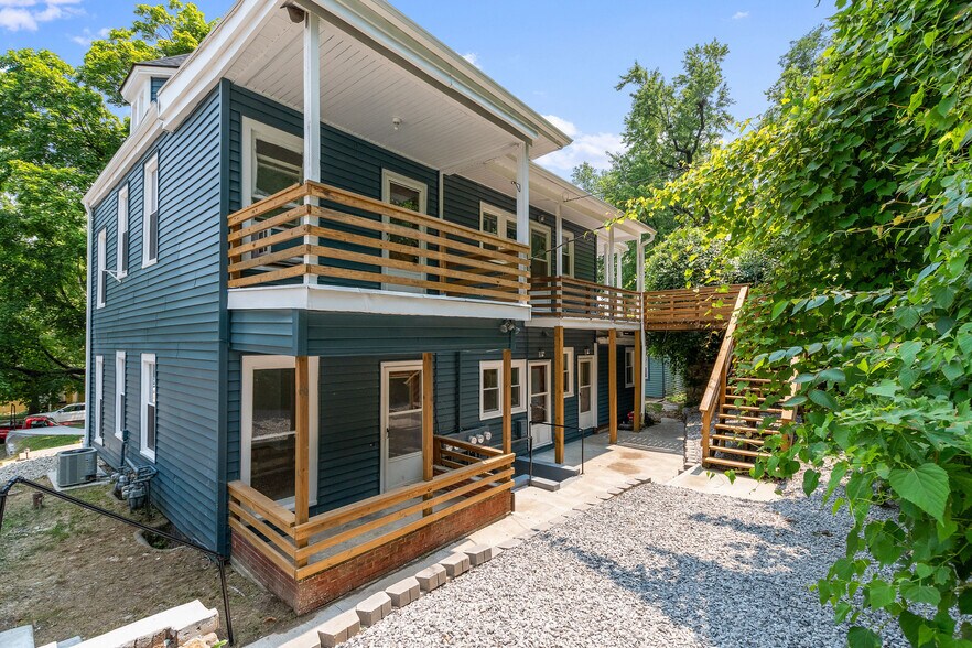 More Photos Of 306 Main St, Parkville Apartments For Sale