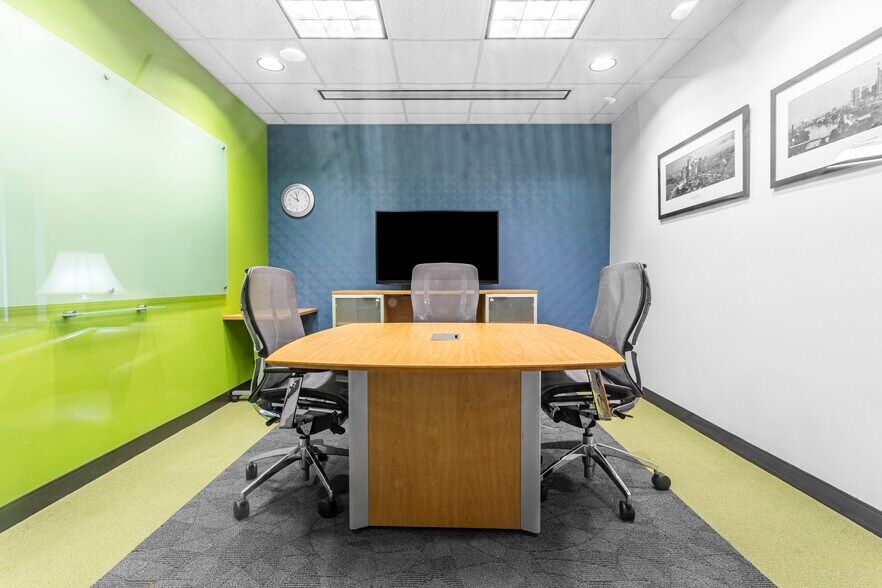 More Photos Of 885 W Georgia St, Vancouver Coworking Space