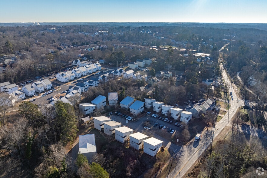 More Photos Of 1030 Dr Martin Luther King Pky, Athens Apartments For Sale