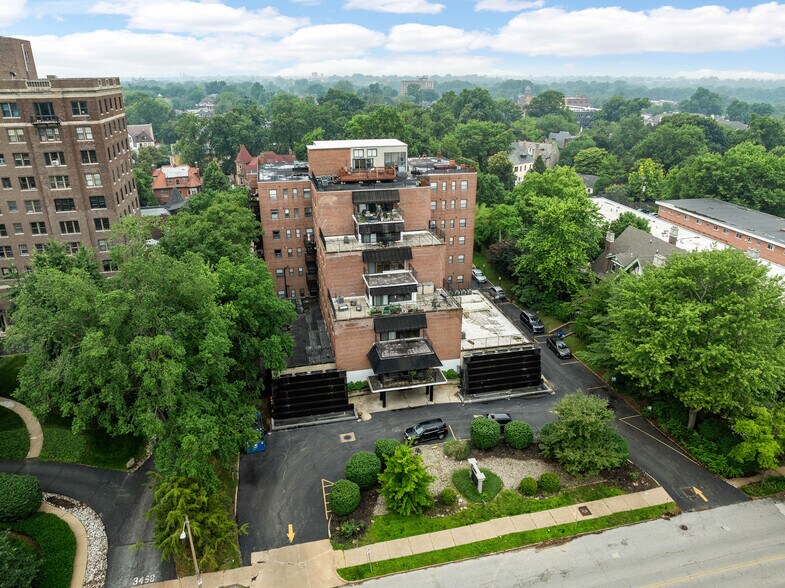 More Photos Of 3450 Russell Blvd, Saint Louis Apartments For Sale