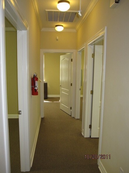 More Photos Of 7330 Fern Ave, Shreveport Medical For Lease