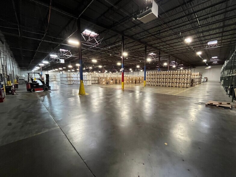 More Photos Of 49 Donkle Rd, Greenville Warehouse For Sale