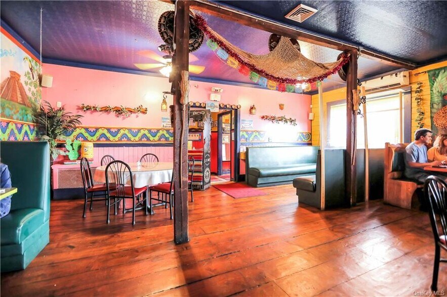 More Photos Of 448 Route 9, Fishkill Restaurant For Sale