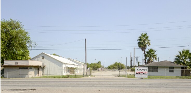 More Photos Of 5338 Leopard St, Corpus Christi Land For Lease