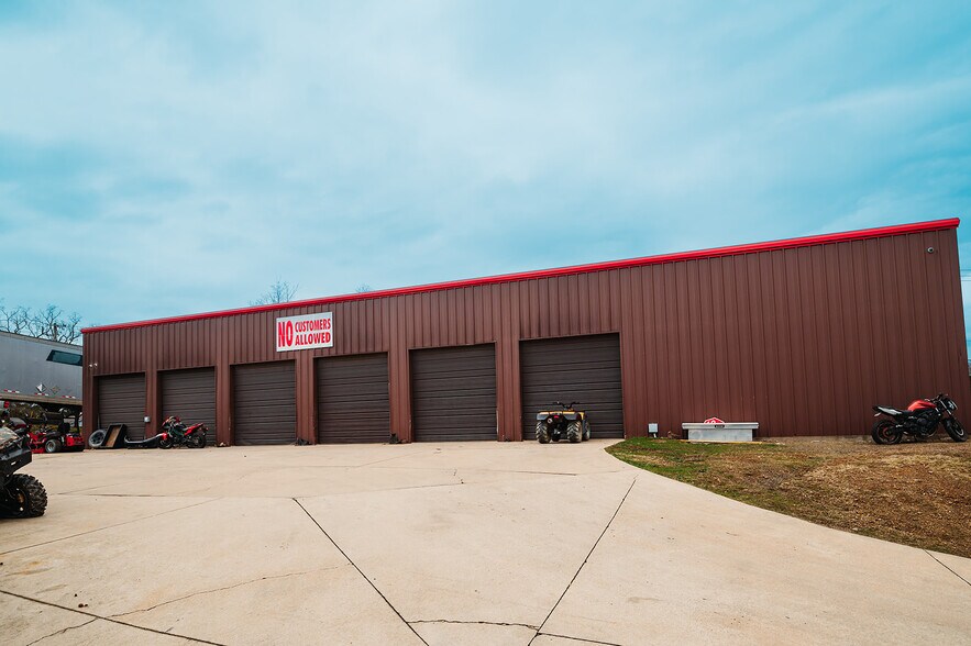 More Photos Of 5835 Highway 5, Cabot General Retail For Sale