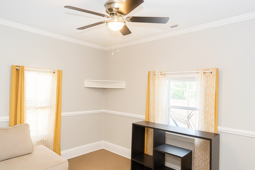 More Photos Of 927 Apple St, Winston-Salem Multifamily For Sale