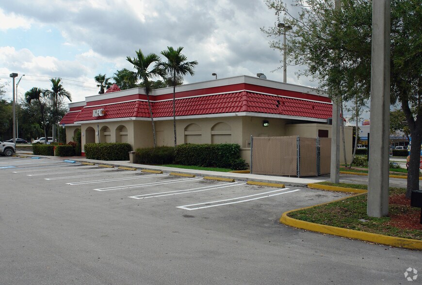More Photos Of 14081 SW 88th St, Miami Fast Food For Lease