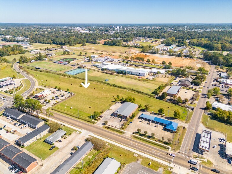 More Photos Of Louisville, Lynn Lane & Academy Rd, Starkville Land For Sale
