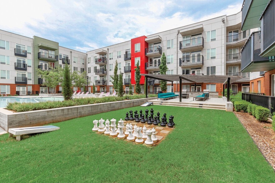 More Photos Of 801 NW 10th St, Oklahoma City Apartments For Lease