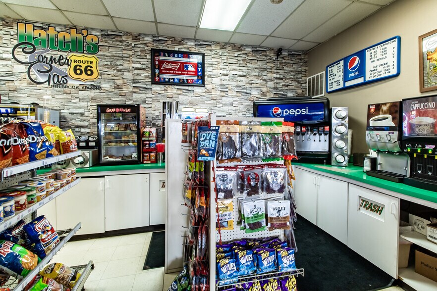 More Photos Of 404 Navajo Blvd, Holbrook Service Station For Sale