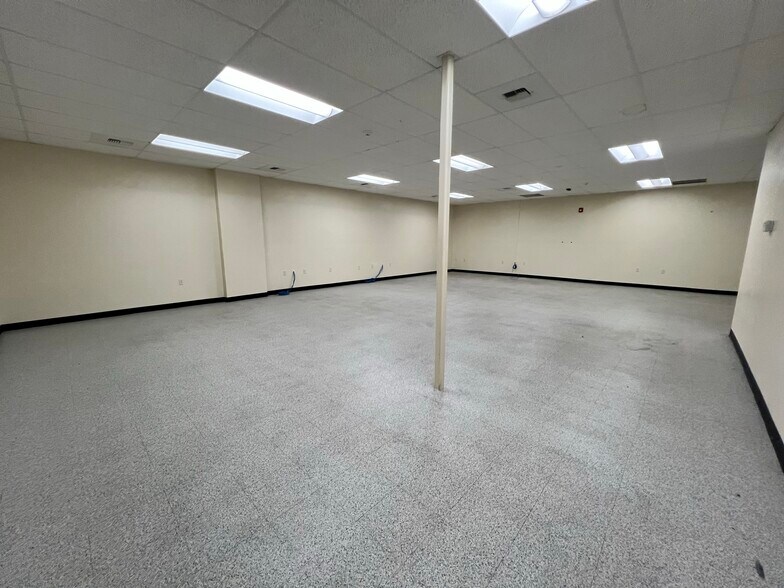 More Photos Of 1416 W 7th Ave, Eugene Freestanding For Lease