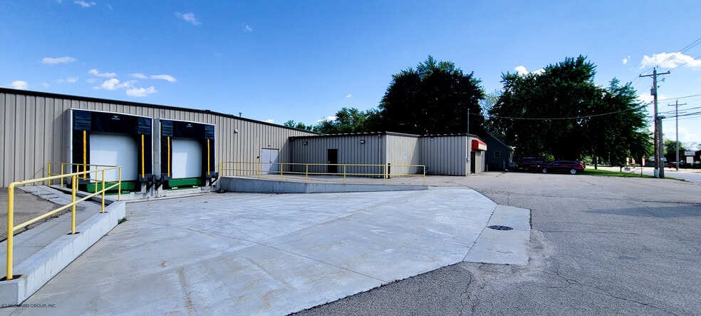 More Photos Of 1031 Appleton Rd, Menasha Industrial For Lease