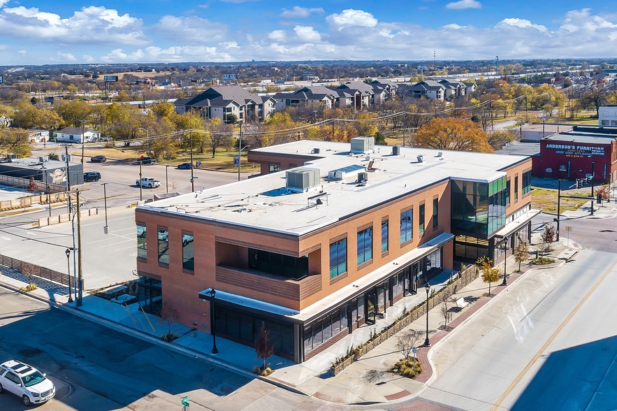 More Photos Of 601 S Main St, Fort Worth Storefront Retail Office For Lease