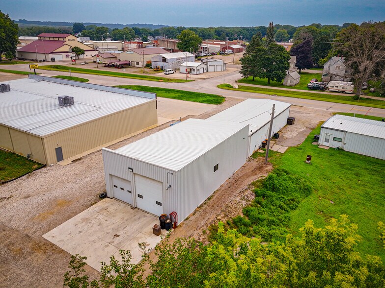 More Photos Of 310 Highway 71, Sioux Rapids Auto Repair For Sale