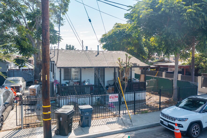 More Photos Of 7408 Elsie St, Los Angeles Apartments For Sale