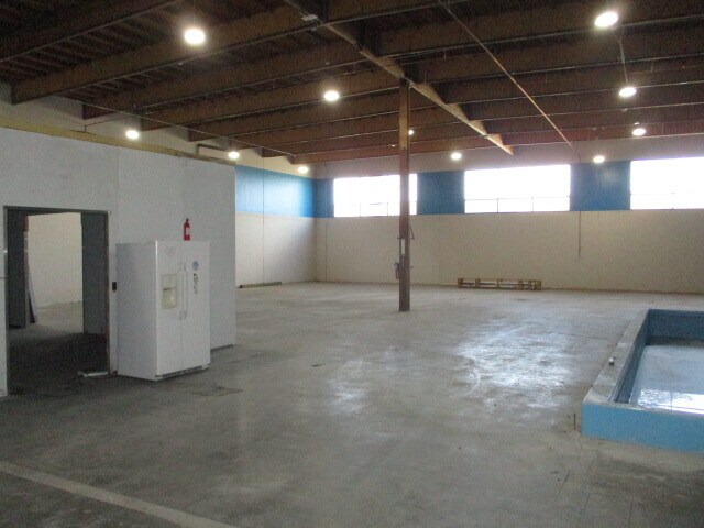 More Photos Of 2685 E Leland Rd, Pittsburg Freestanding For Lease