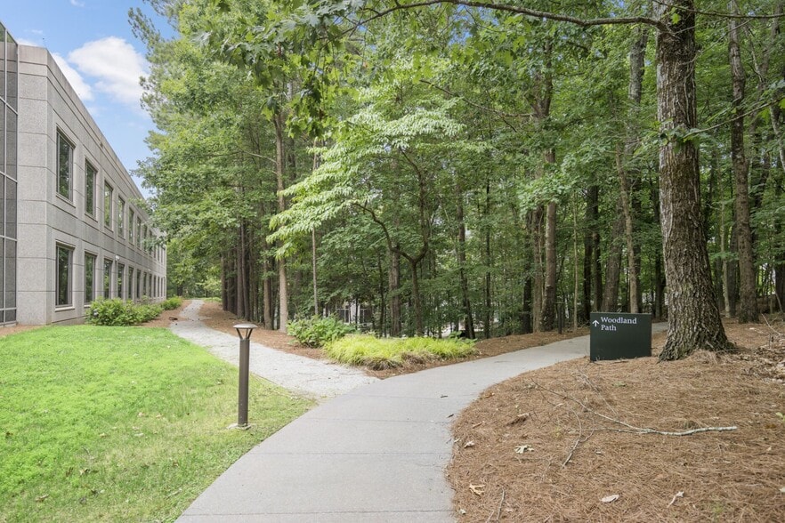 More Photos Of 4100 Wildwood Pky, Atlanta Unknown For Lease