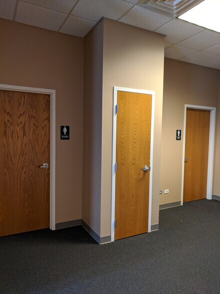 More Photos Of 301-345 Vertin Blvd, Shorewood Unknown For Lease