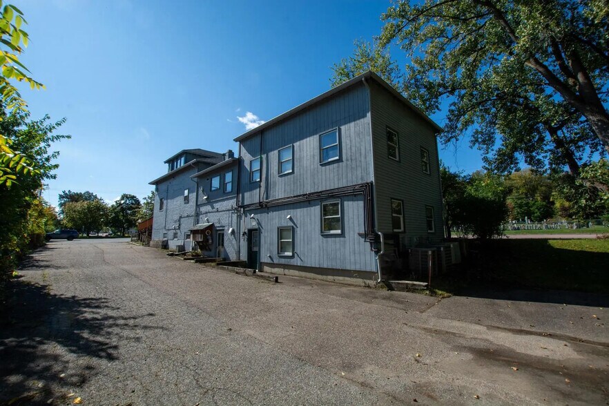 More Photos Of 67 Lincoln St, Essex Junction Office For Lease