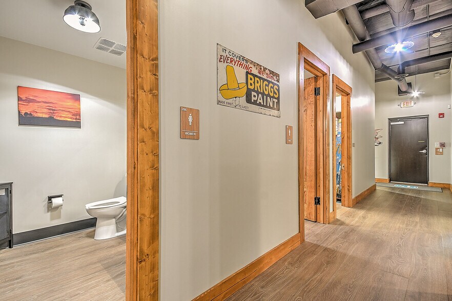 More Photos Of 915 Millennium Ct, Blountville Warehouse For Sale