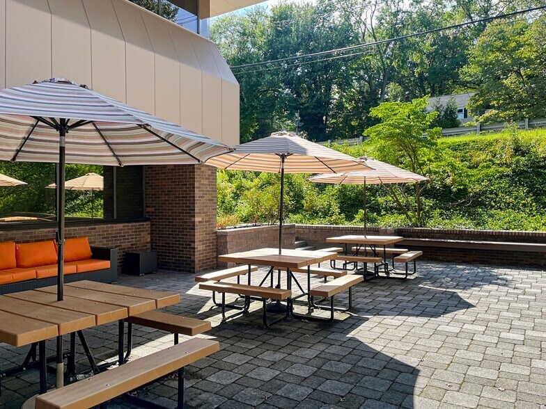 More Photos Of 800 Kinderkamack Rd, Oradell Coworking Space