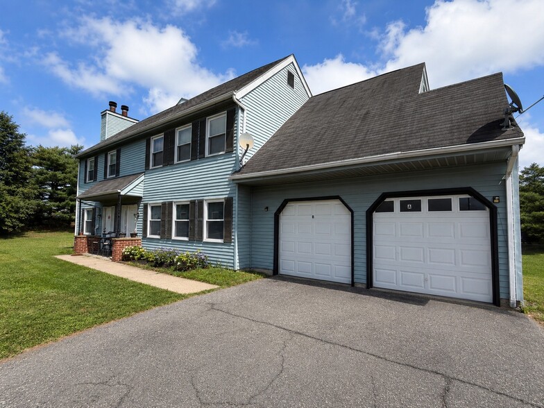More Photos Of 164 Willow Turn, Mount Laurel Apartments For Sale