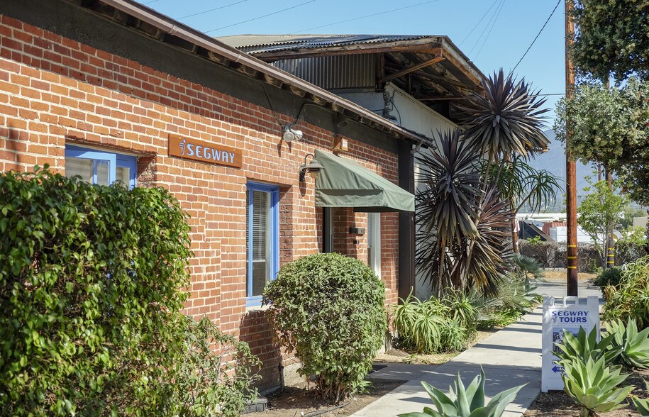 More Photos Of 121 E Mason St, Santa Barbara Warehouse For Lease