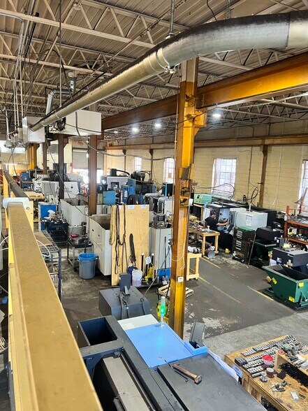 More Photos Of 24871 Gibson Dr, Warren Warehouse For Sale