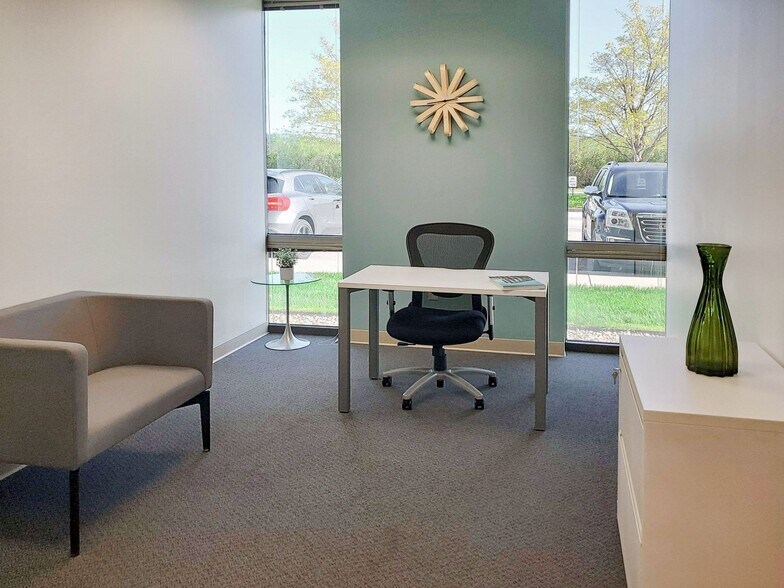 More Photos Of 4509 Creedmoor Rd, Raleigh Coworking Space