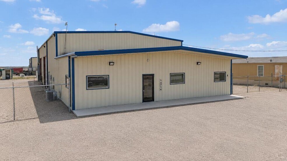 Primary Photo Of 10714 W County Road 72, Midland Warehouse For Lease