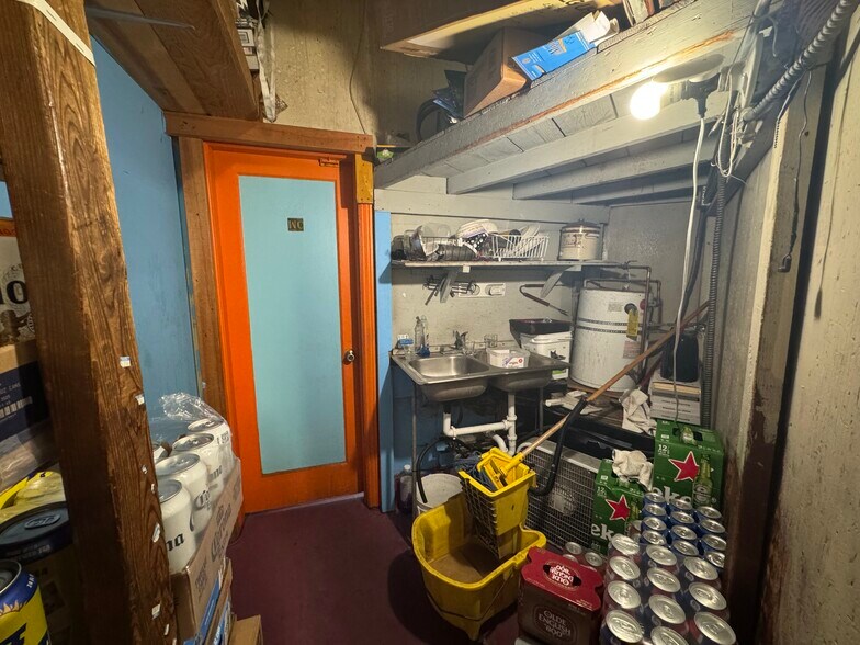 More Photos Of 729-731 Randolph St, San Francisco Storefront Retail Residential For Sale