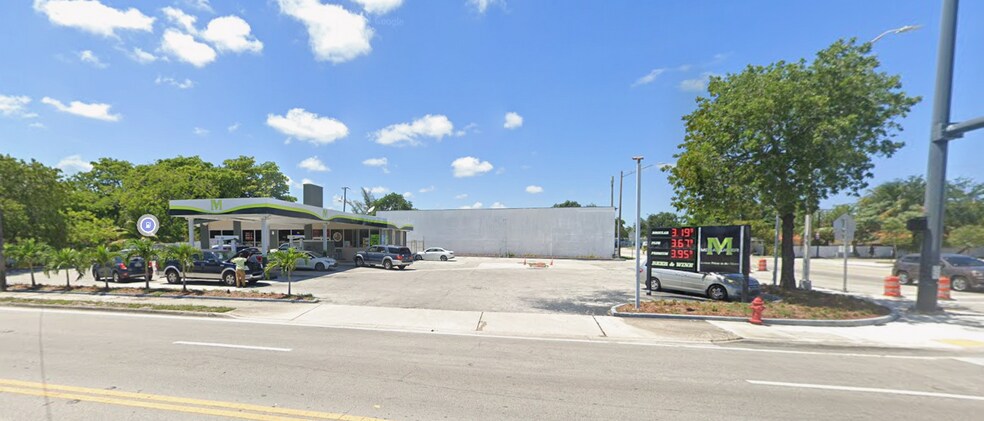 More Photos Of 1301 NE 4th Ave, Fort Lauderdale Service Station For Sale