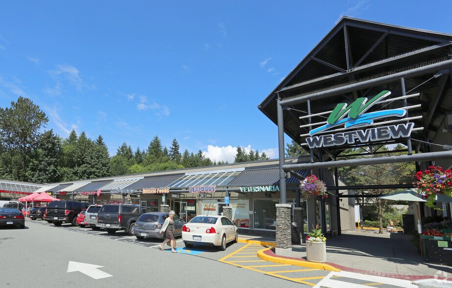 Primary Photo Of 2601 Westview Dr, North Vancouver General Retail For Lease