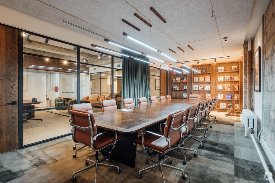 More Photos Of 373 Park Ave S, New York Office For Lease