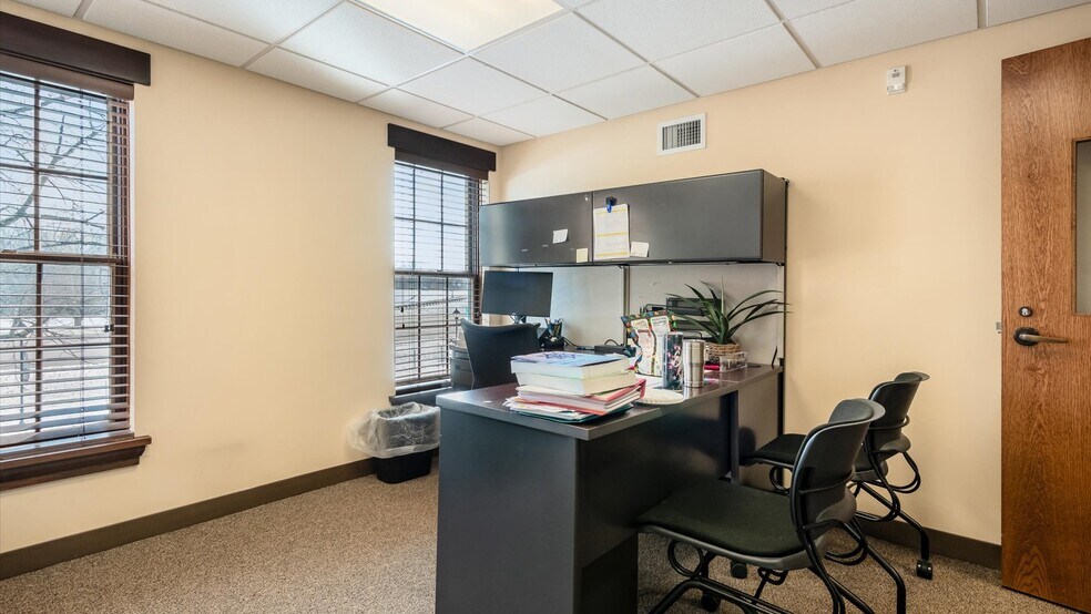 More Photos Of 200 N Whitewoman St, Coshocton Office For Sale